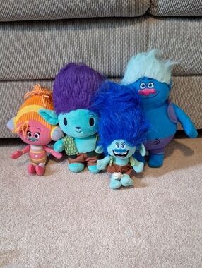 Dreamworks Trolls Plush Set